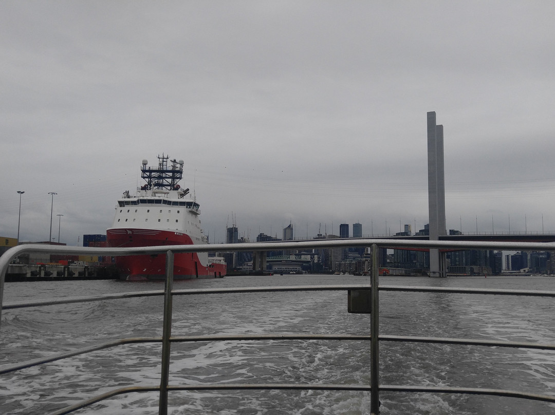 Williamstown Bay and River Cruises景点图片