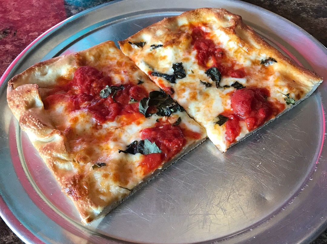 Lorenzo's Pizzeria