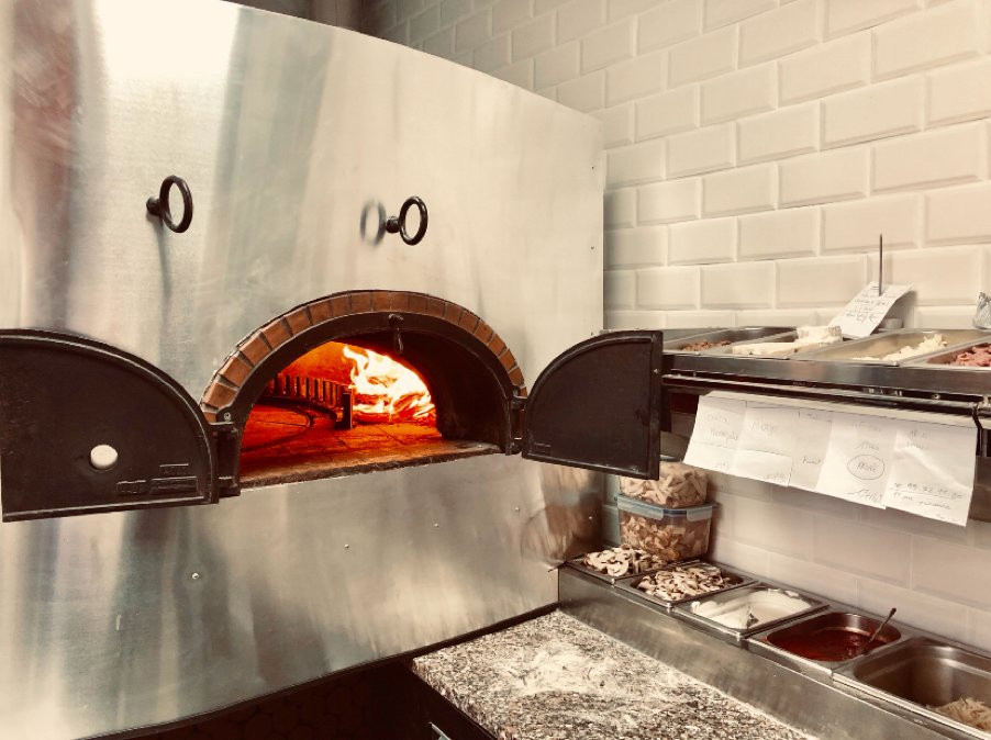 La Pizza Du Village