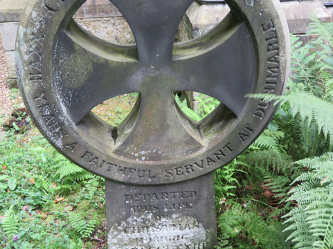 St Serfs Chapel-Culross必去景点