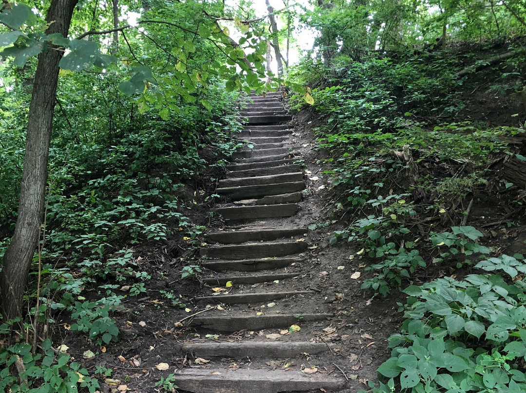 First Brides Grave-苏城必去景点