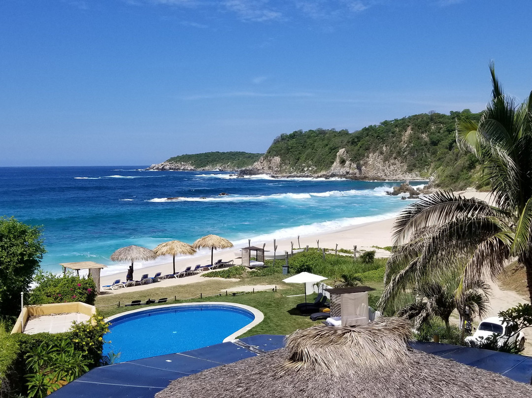 Manta Raya Hotel主图