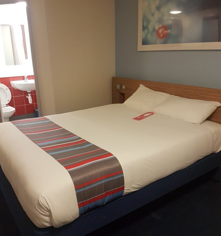Travelodge Falkirk Hotel主图