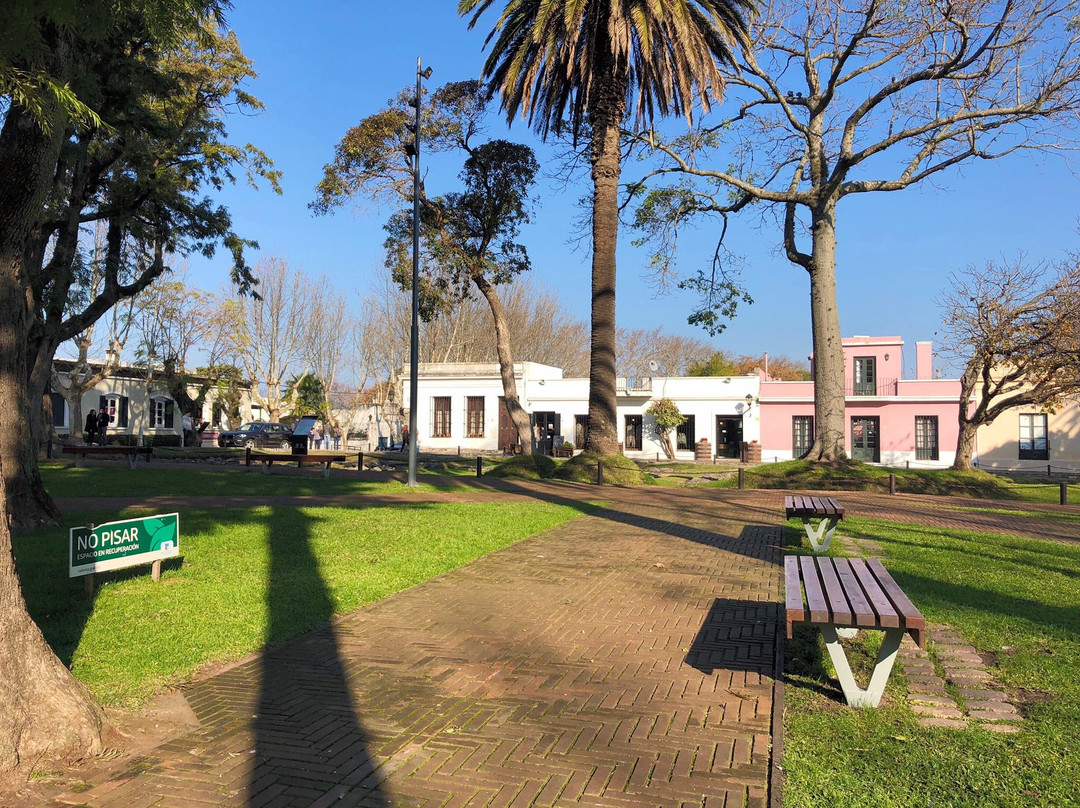 Plaza de Armas-科洛尼亚·德尔萨克拉门托城必去景点