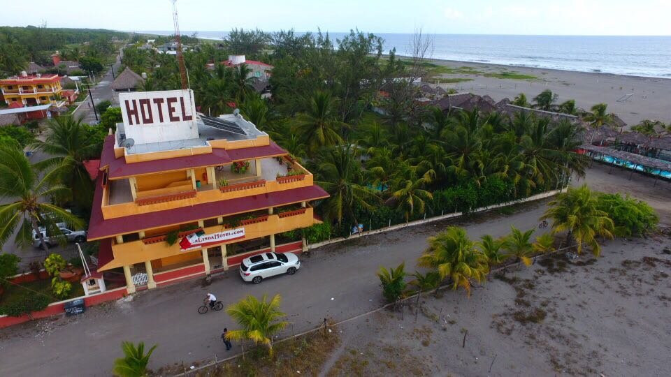 Playa Linda Hotel主图