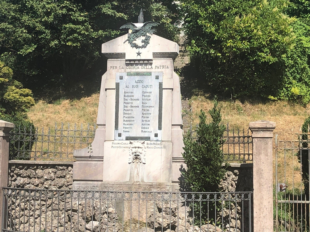 Monumento ai Caduti di Azzio景点图片