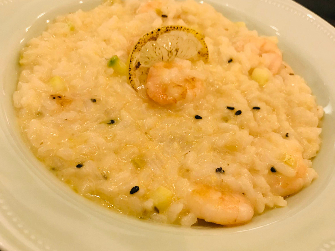 Locomotive Café & Bistrô主图