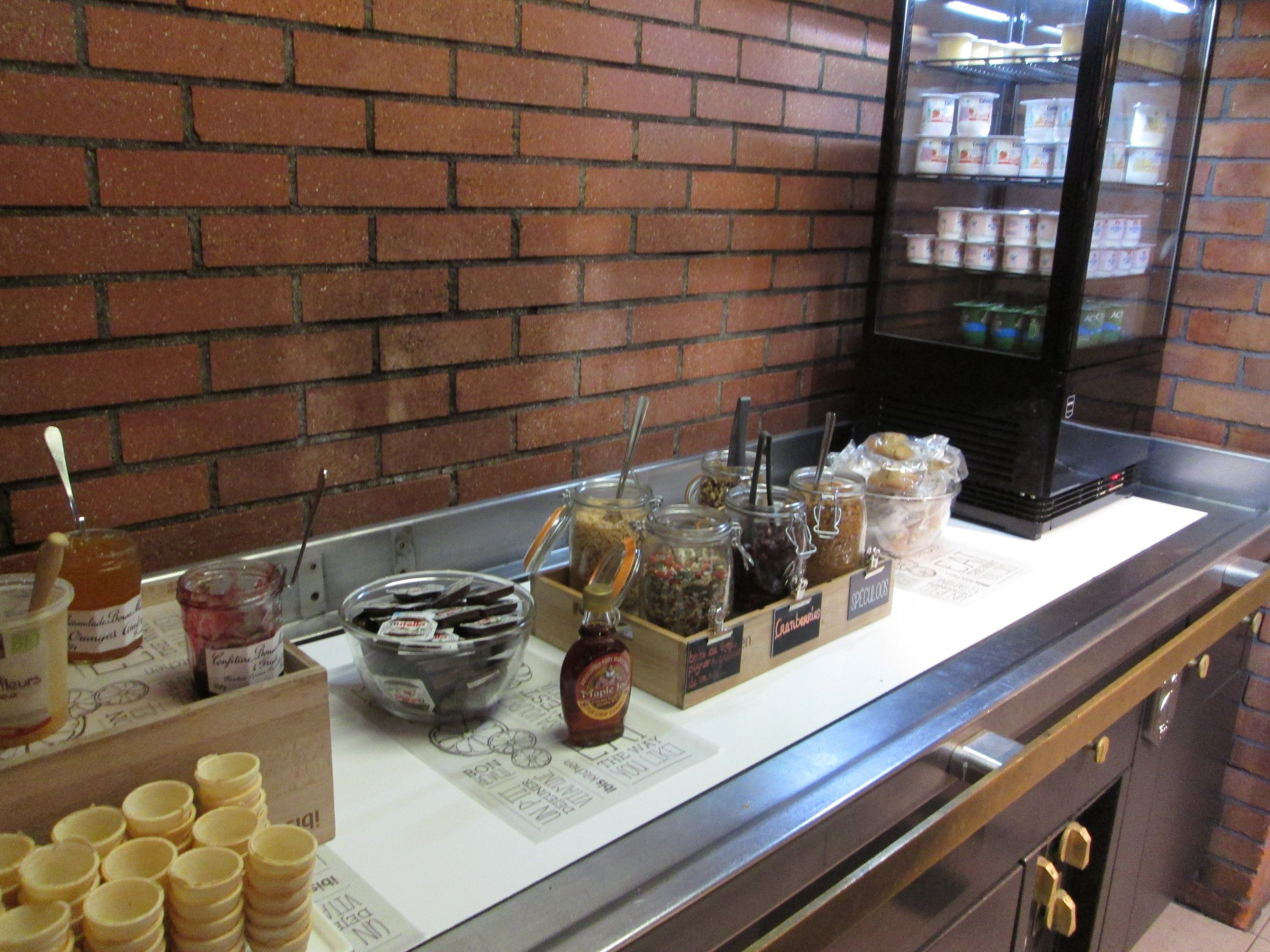 宜必思卡昂中心酒店-餐饮