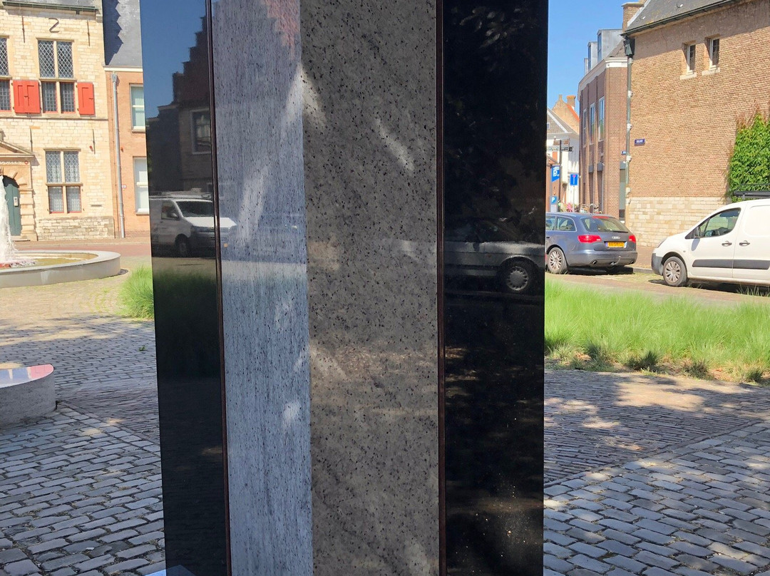 Zeeuws Slavernij-monument Middelburg 2005-Middelburg必去景点