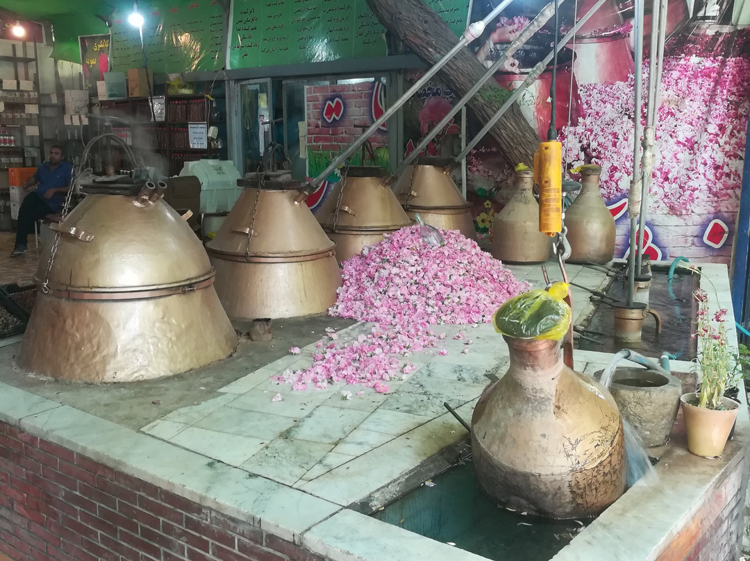 Niasar Waterfall-Neyasar必去景点