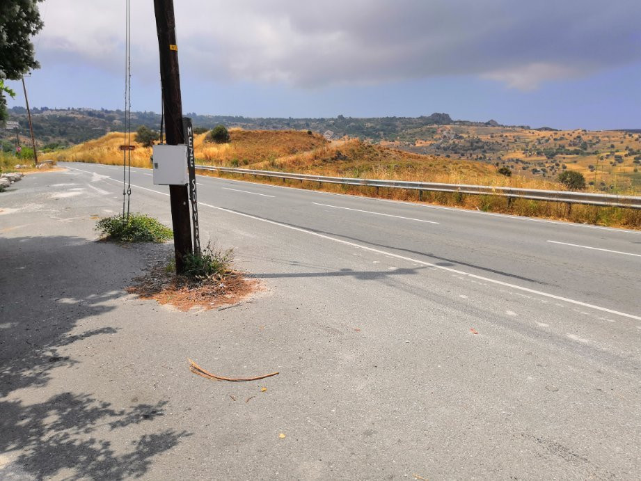 Anti Gravity Road-帕福斯区必去景点