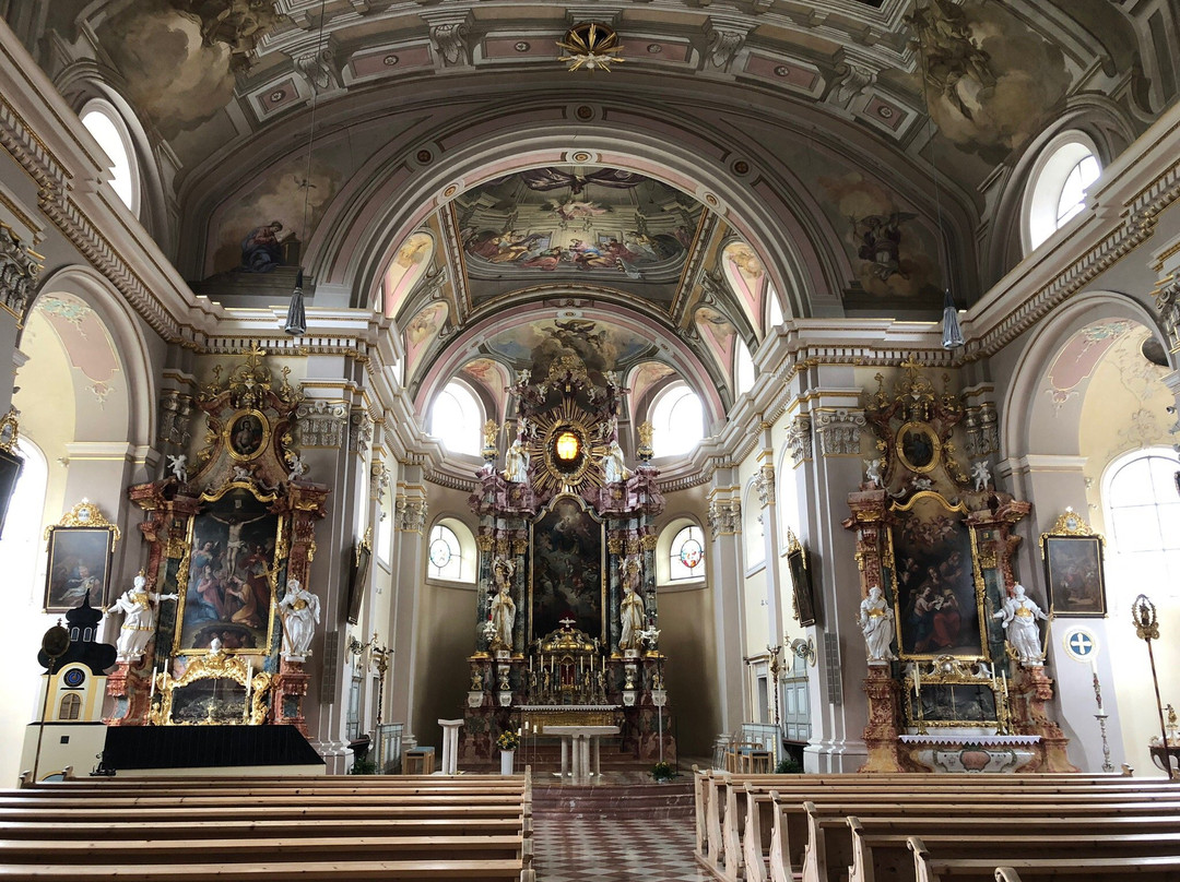 Pfarrkirche zum Hl. Nikolaus景点图片