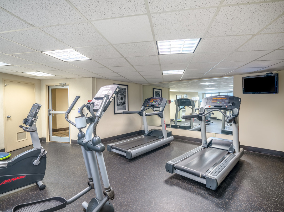 Holiday Inn Express Building 308主图