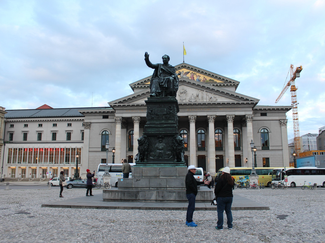 慕尼黑巴伐利亚国立歌剧院景点图片