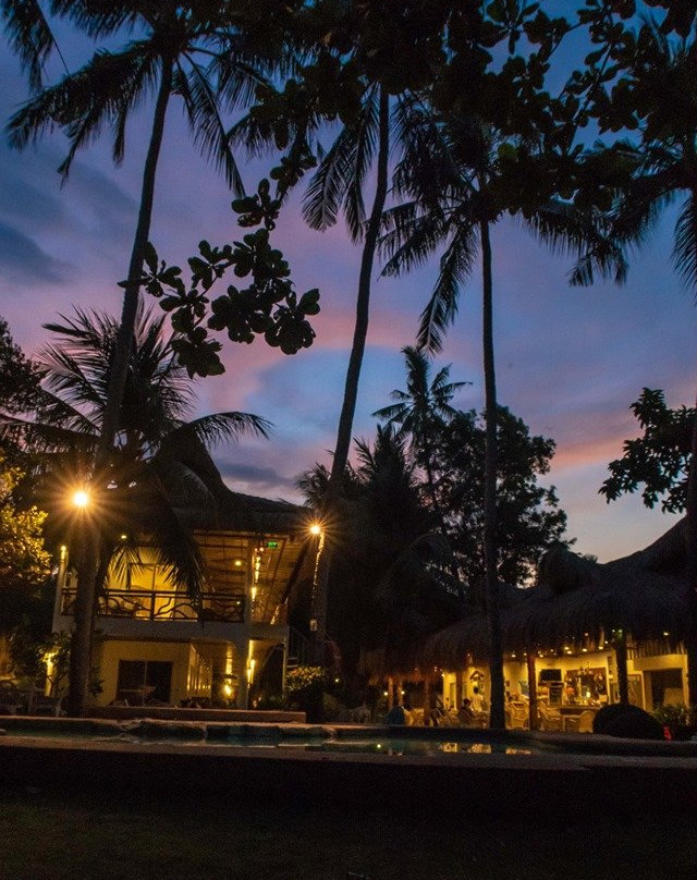 麦克道茵海滩度假村主图