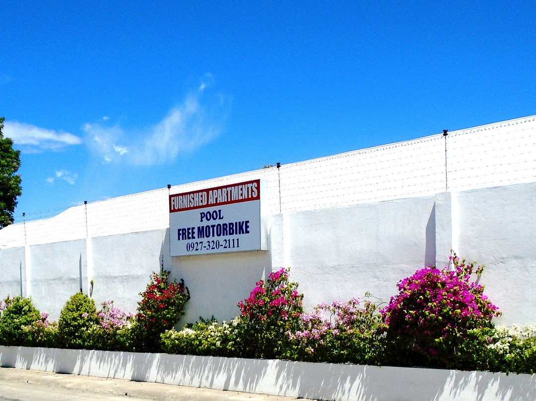 Dumaguete Studio Apartments With Pool
