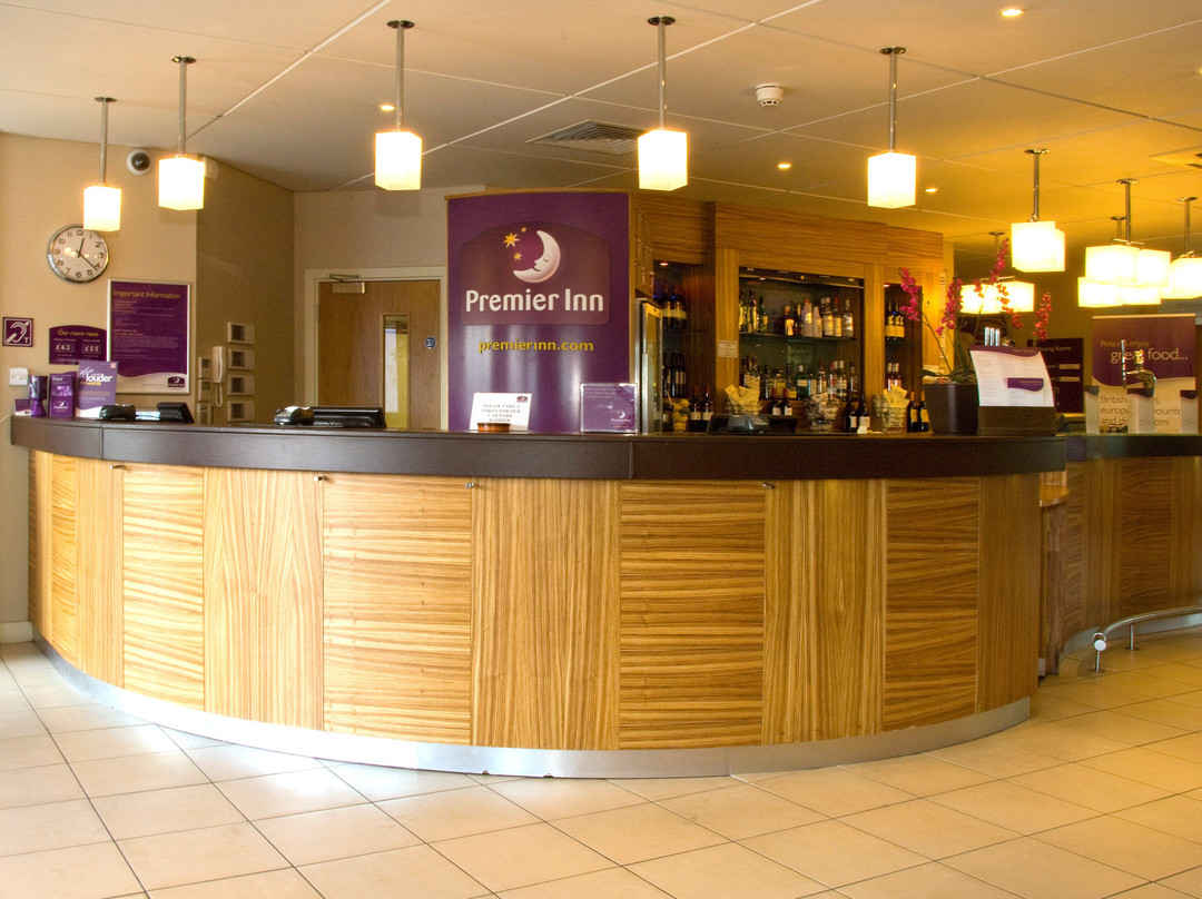 Premier Inn Castleford (Xscape, M62 J32) Hotel