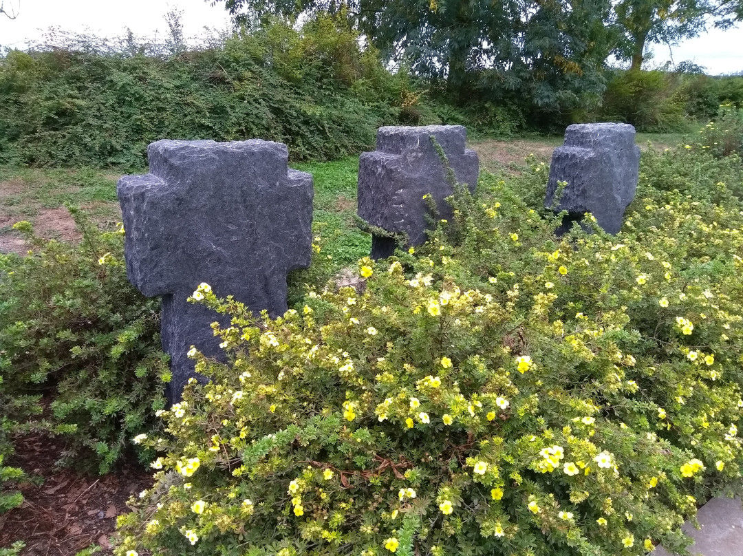 German War Cemetery Saint-Laurent-Blangy景点图片