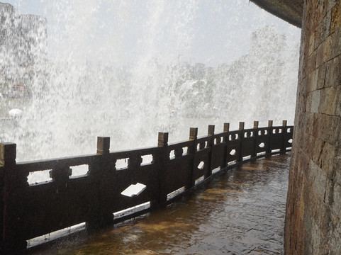 昆明瀑布公园-昆明市必去景点