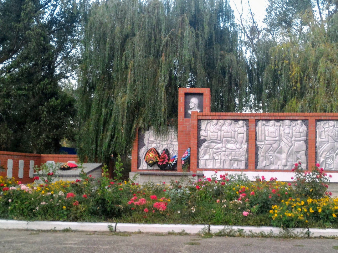 Fame Memorial to Soldiers-Liberators who Did Not Come Back from the War景点图片