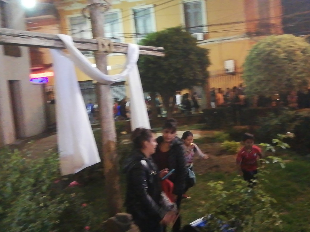 Iglesia Compañía de Jesús-瓦尔帕莱索必去景点