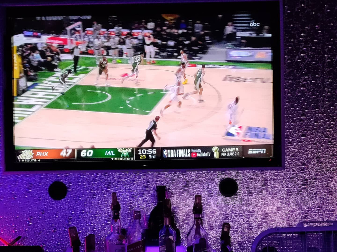 Ponce Sports Lounge