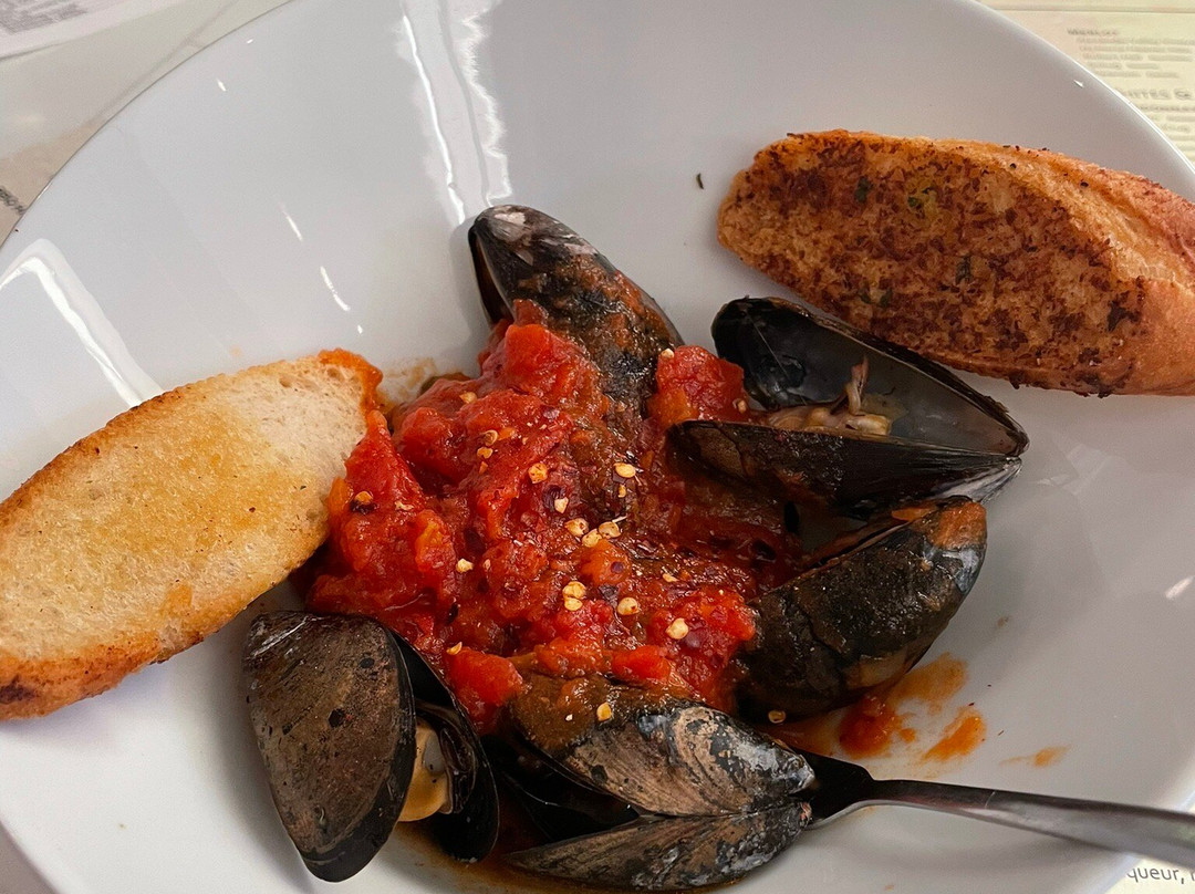 Walt's American Grill & Bar