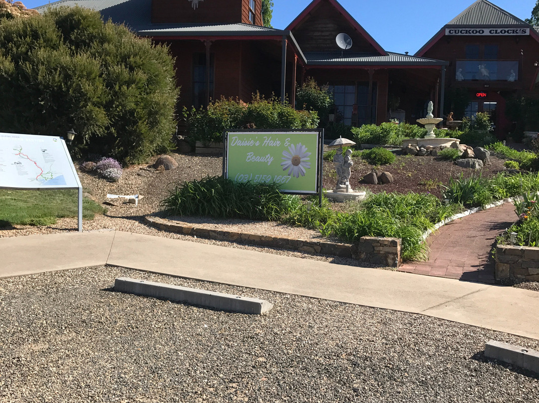 Omeo German Cuckoo Clock Shop-Omeo必去景点