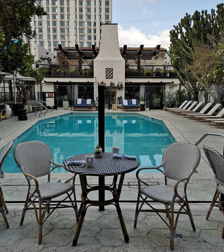 洛杉矶市中心菲格罗亚酒店主图