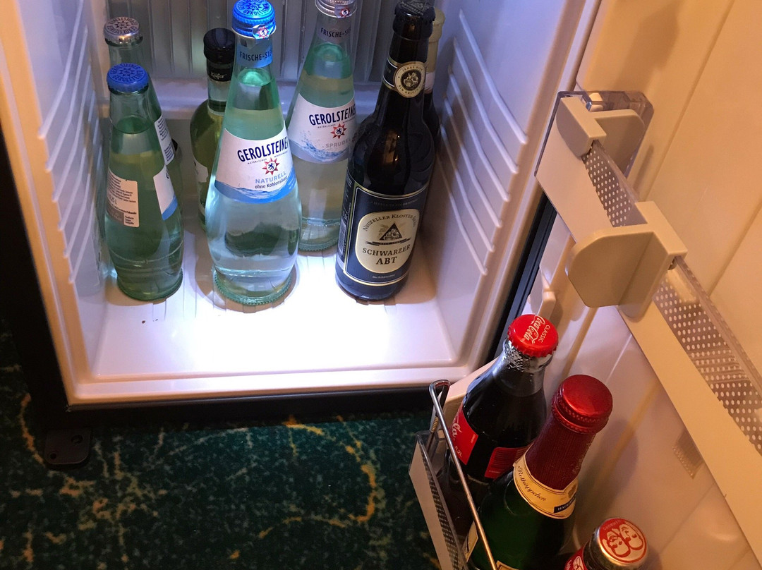 城市公园酒店主图
