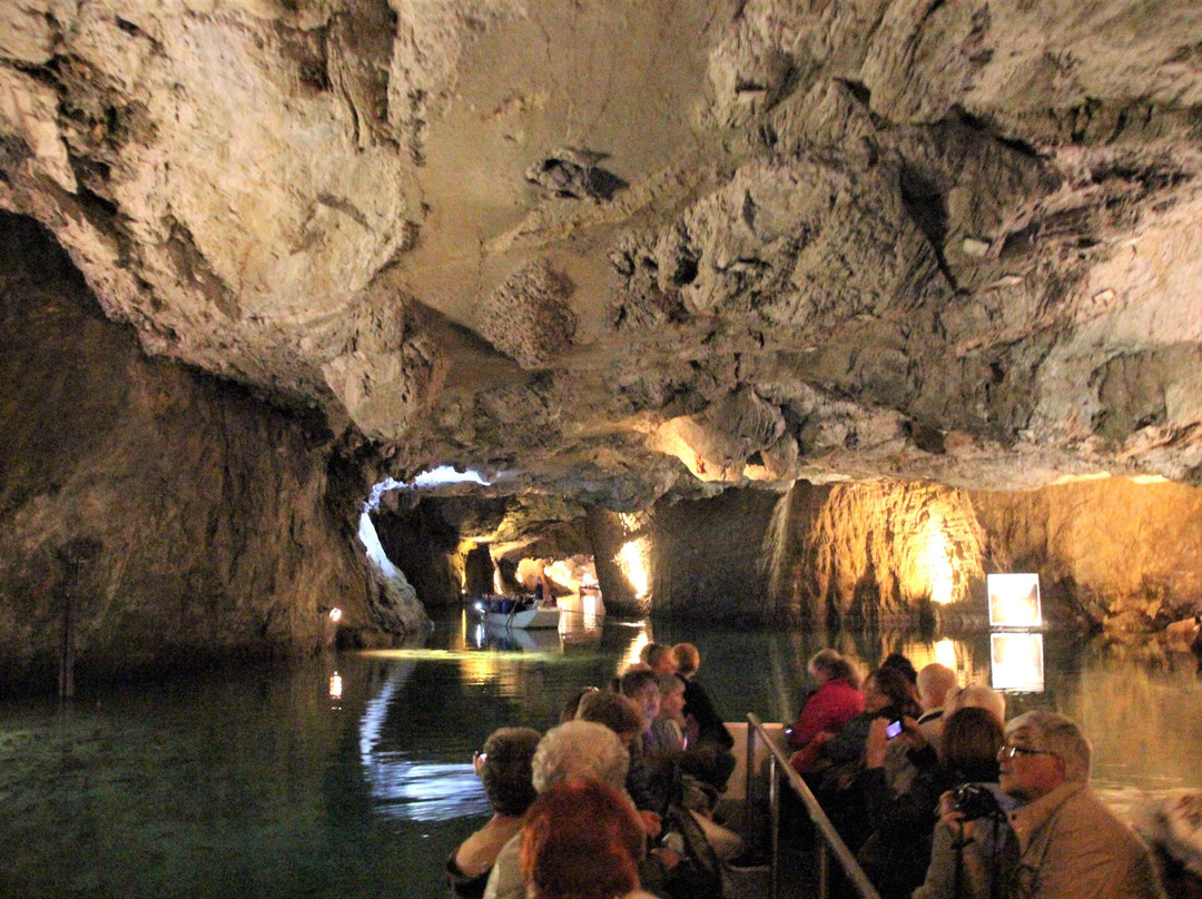 Lac Souterrain de Saint-Léonard景点图片