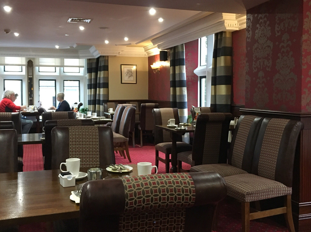 Adair Arms Hotel主图
