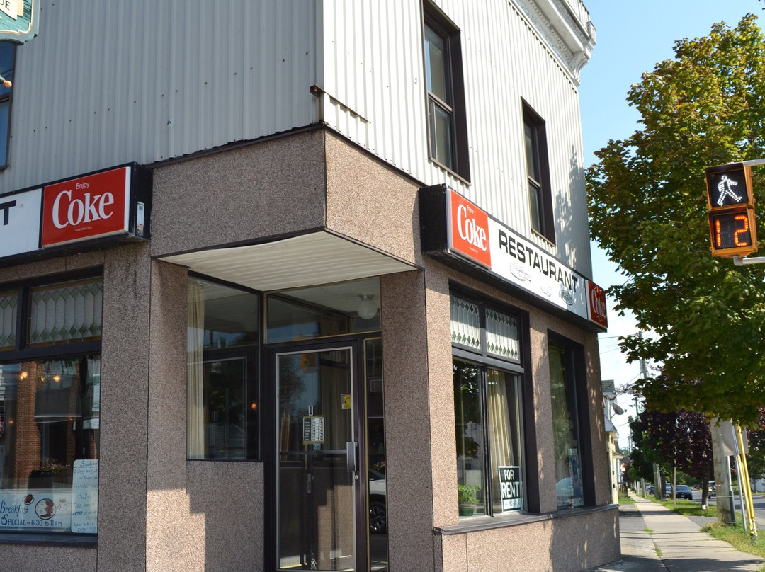 Napoleon Delicatessen