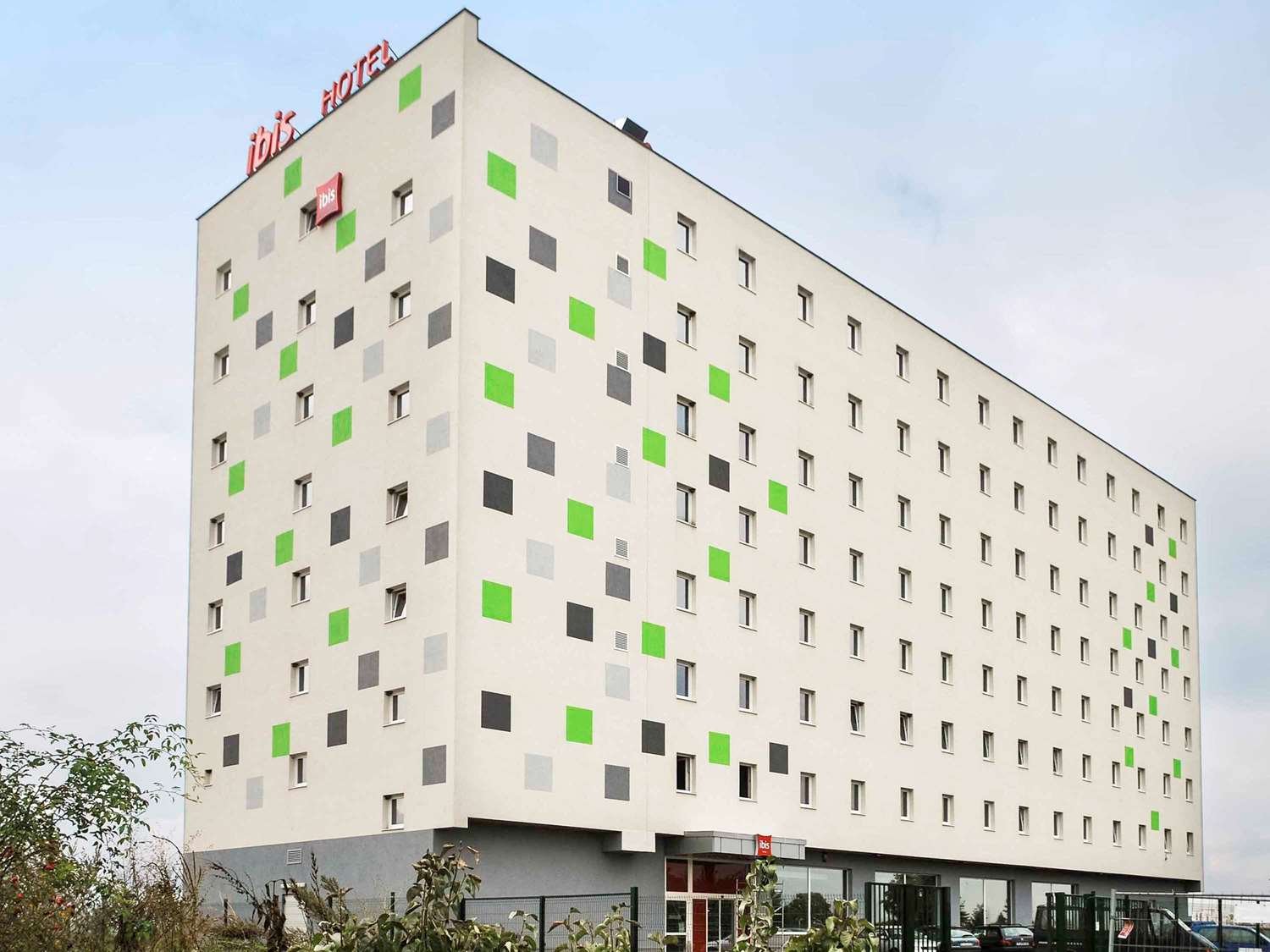 Ibis Sofia Airport-官方