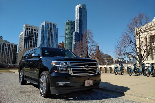 Elevated Black Car & Chauffeur Service-芝加哥必去景点