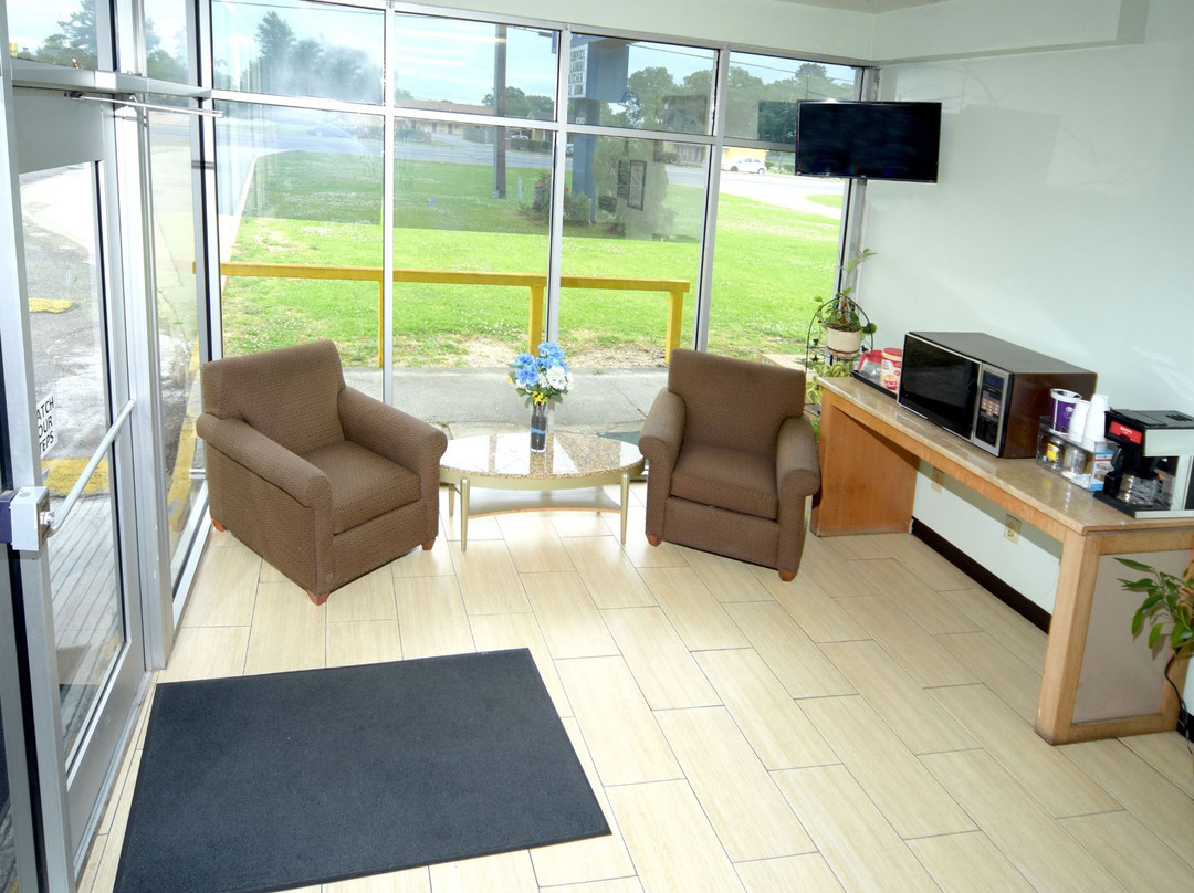 The Shades Motel主图