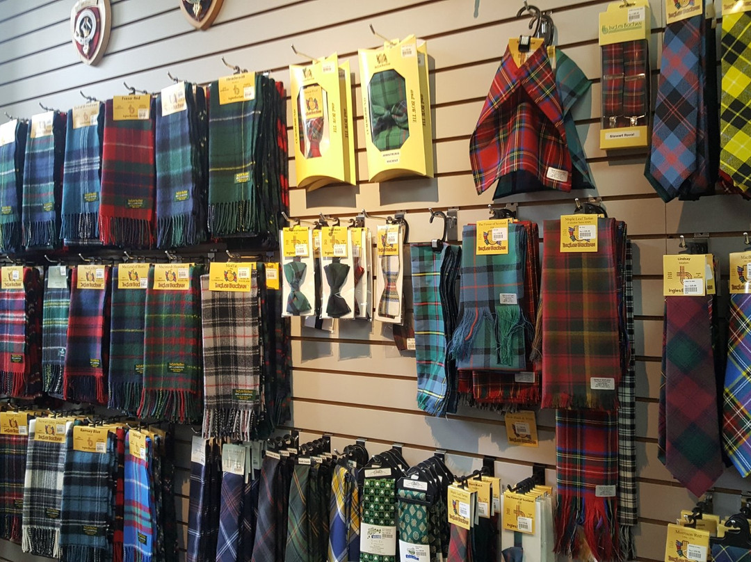 MacLeods Scottish Shop景点图片