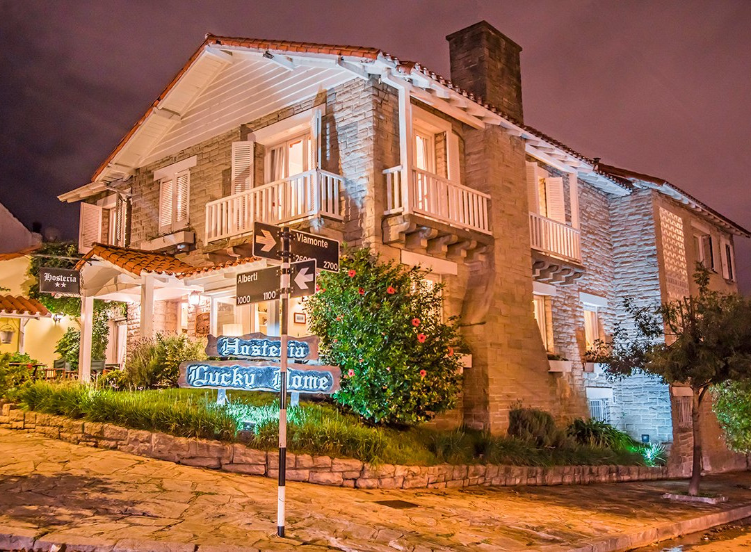 Hotel Lucky Home主图