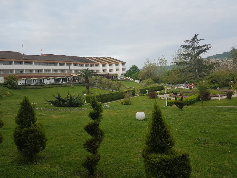 Salar Darreh Hotel主图