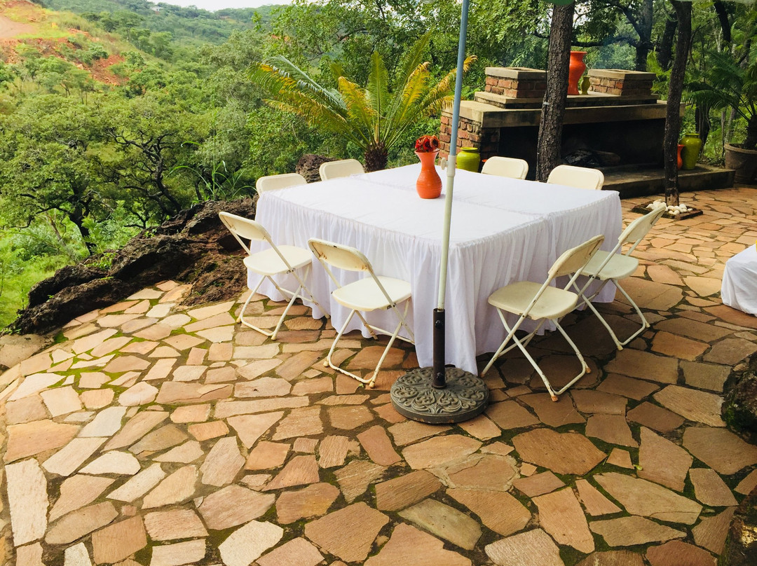 Marondera酒店住宿-Hidden Cove Lodge - BellaSwiss