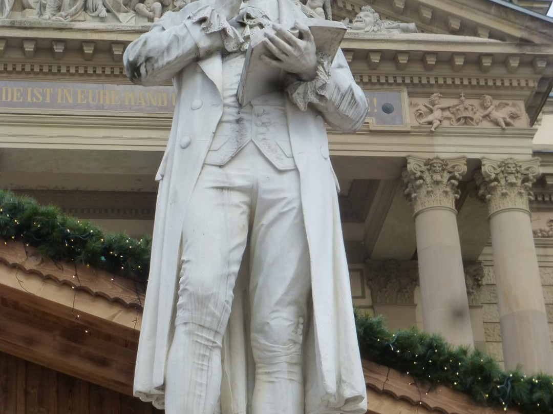 Schiller-Denkmal-威斯巴登必去景点