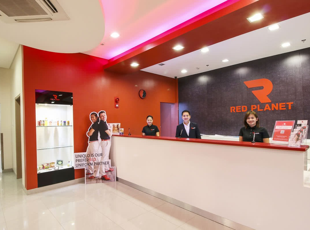 达沃红色星球酒店主图