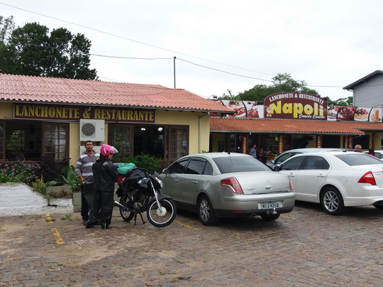 Treze de Maio餐馆和美食-Restaurante Napoli