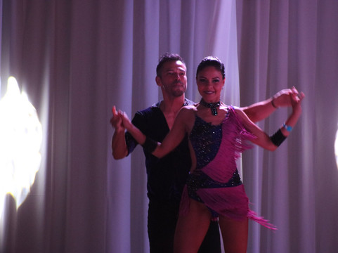 Alpha Midway Dance Studio-达拉斯必去景点