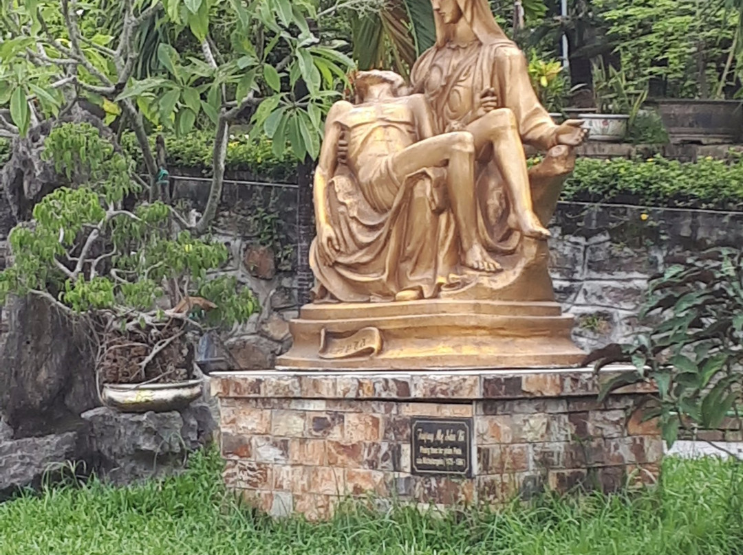 Phu Cam Cathedral-顺化必去景点