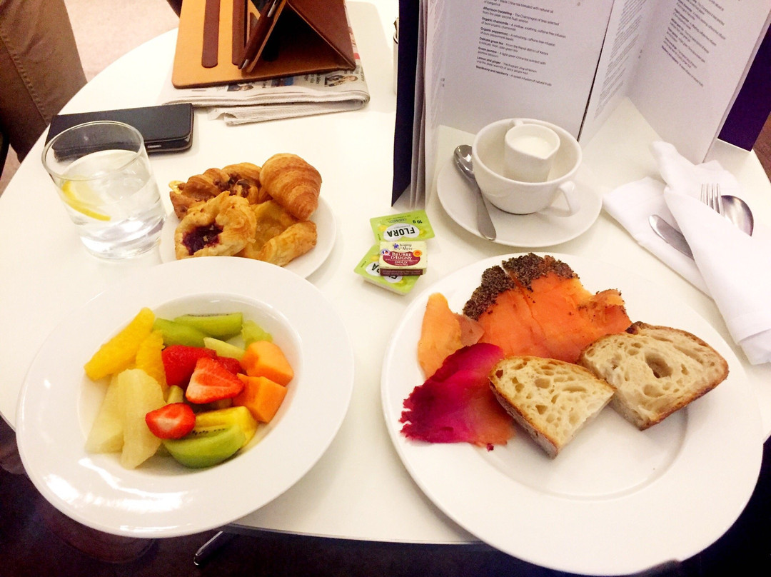 Longford餐馆和美食-Virgin Atalantic Revivals Lounge