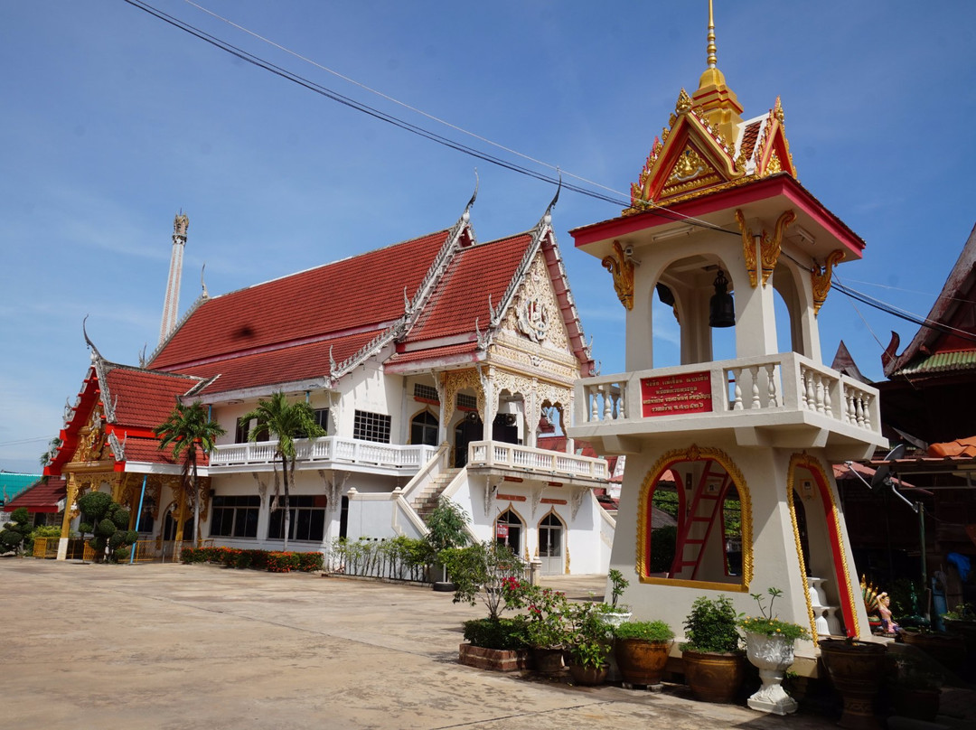 Wat Bang Nang Lee Yai