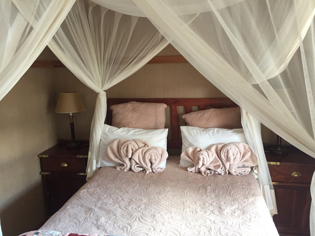 Muchenje Self Catering Cottages