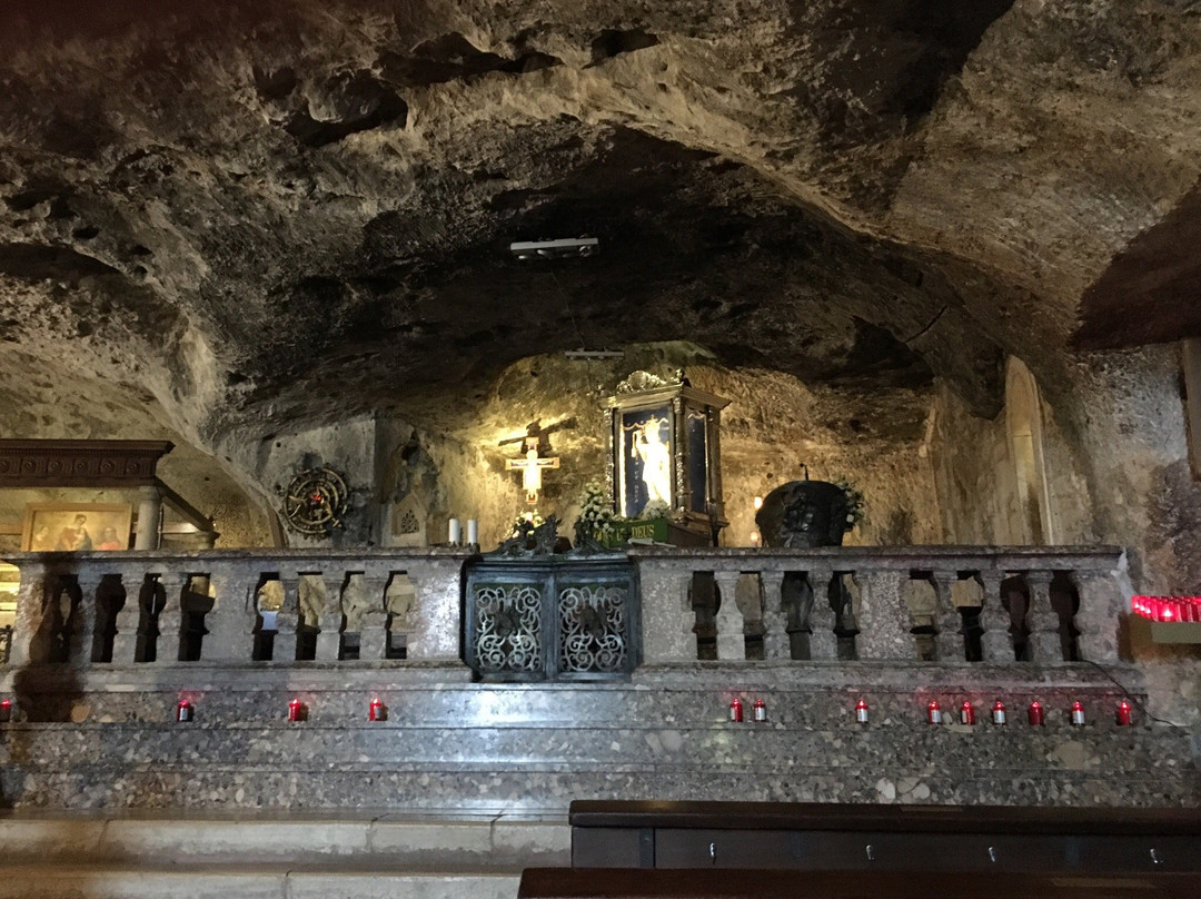 Basilica S. Michele Arcangelo-Piano di Sorrento必去景点