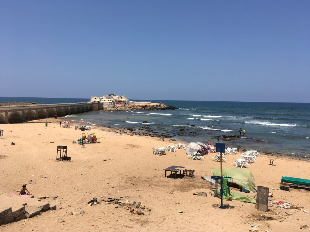 艾因迪亚卜海滩